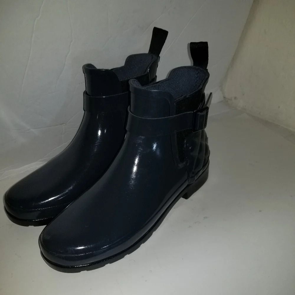 Hunter Women's Glossy Dark Gray Chelsea Rain Ankle Boots